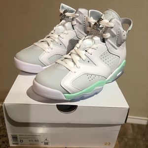 Womens Nike Air Jordan 6 Retro Mint Color Size 8